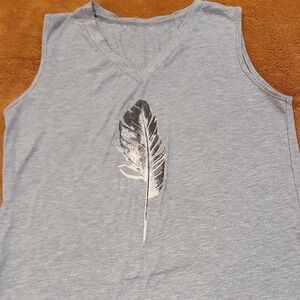 SHEIN Gray Top with Black/white Feather Design V-neck